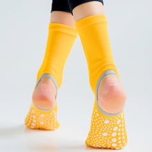 Load image into Gallery viewer, Non-Slip Yoga Socks