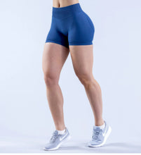 Load image into Gallery viewer, Seamless Yoga Shorts